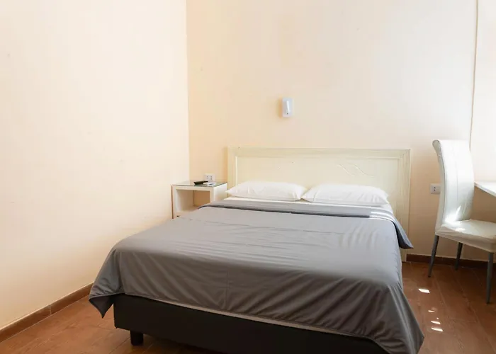 Otel Giugiu Roma