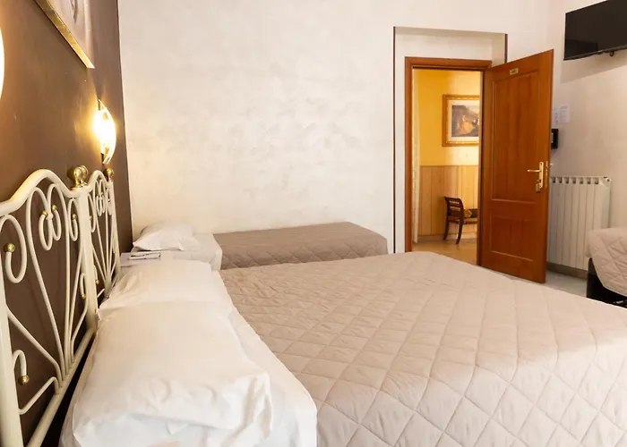 Giugiu Otel Roma